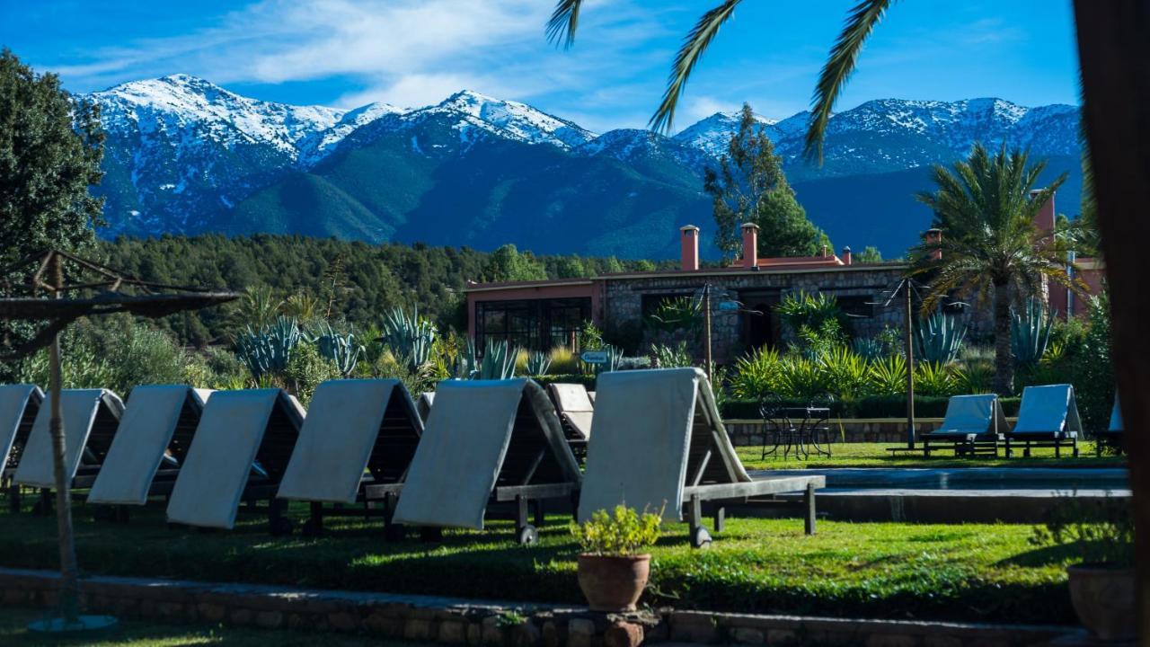 La Bergerie Auberge & Restaurant Уирган Екстериор снимка