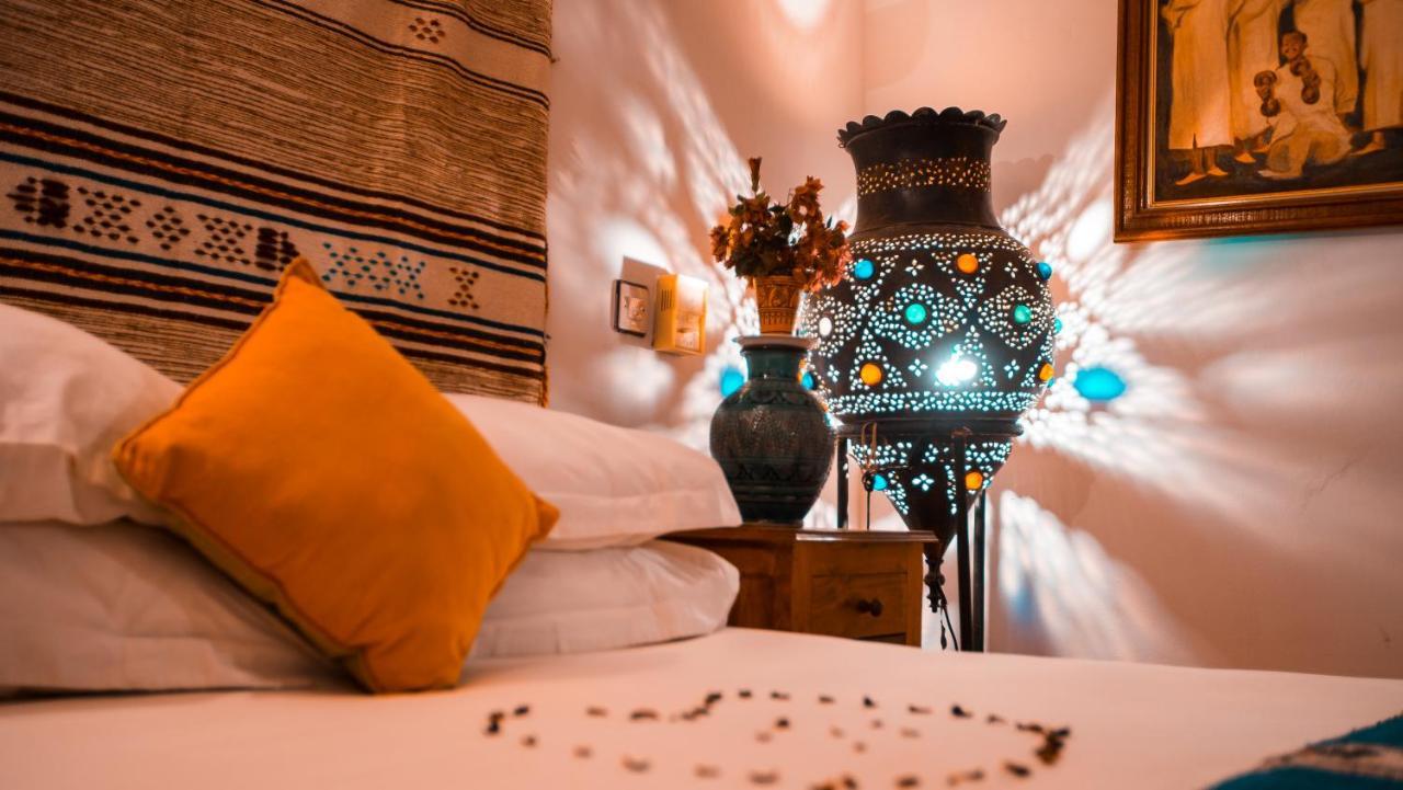 La Bergerie Auberge & Restaurant Уирган Екстериор снимка